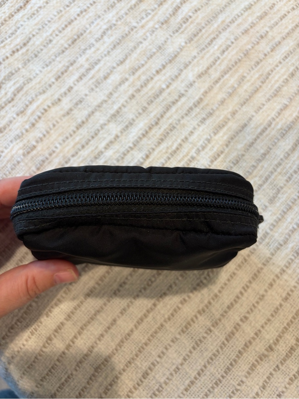Re-Nylon pouch - Picture 6 of 11
